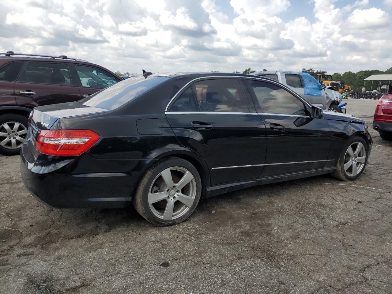 2010 Mercedes-Benz E 350 4Matic - Фото 3