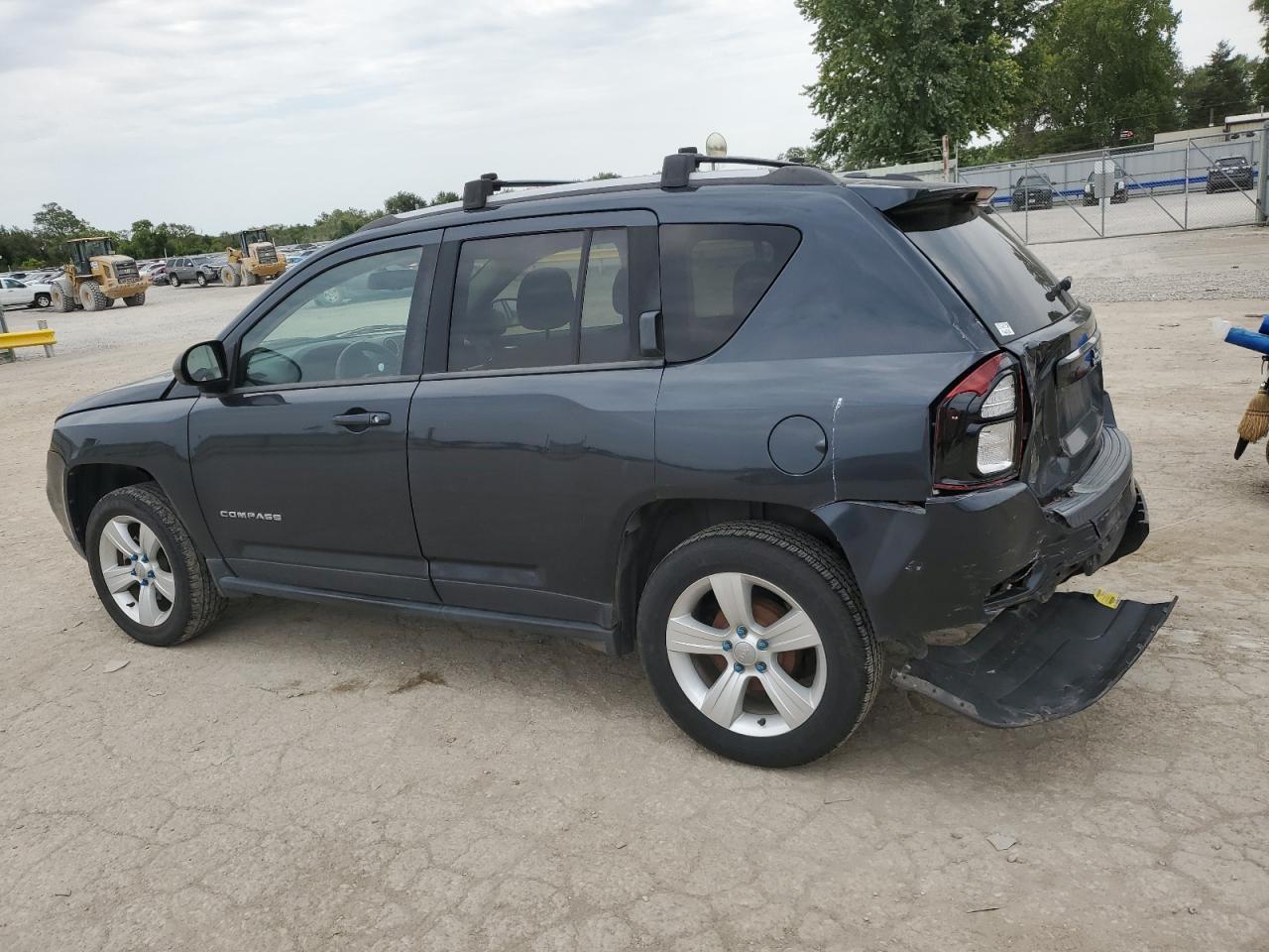 2016 Jeep Compass Sport - Фото 2