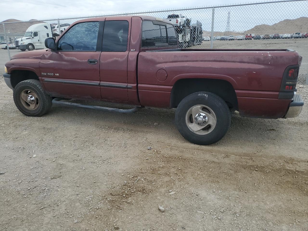 2001 Dodge Ram 1500 - Фото 2