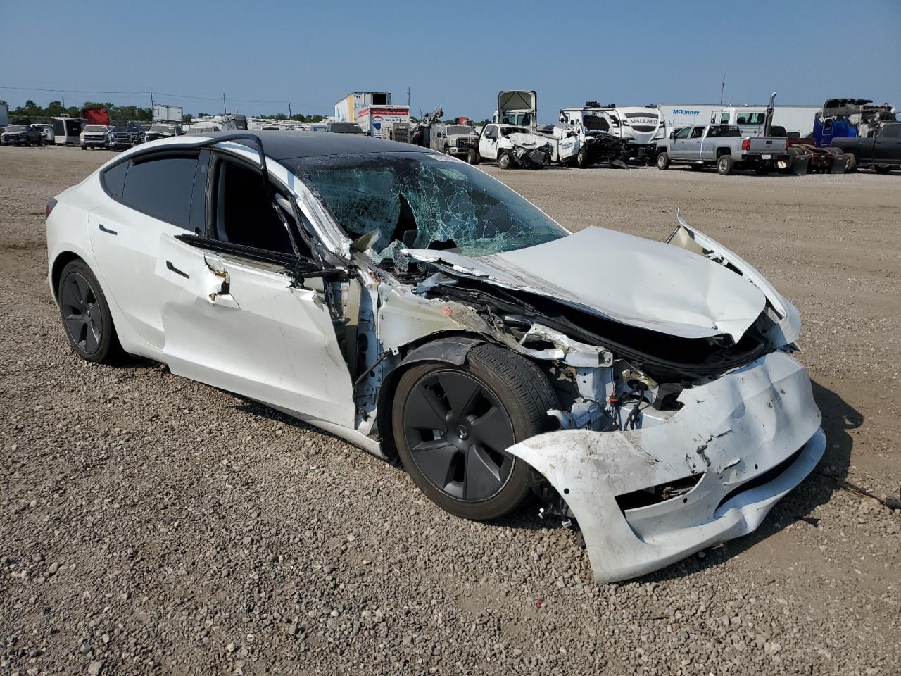 2021 Tesla Model 3 - Фото 4