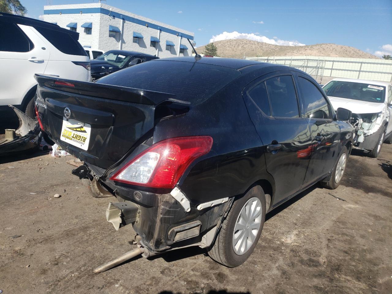 2017 Nissan Versa S - Image 3