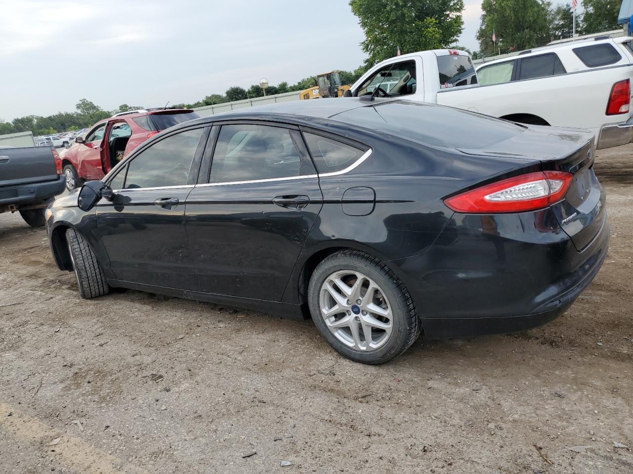 2015 Ford Fusion Se - Фото 2