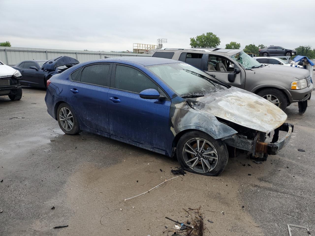 2022 Kia Forte Fe - Фото 4