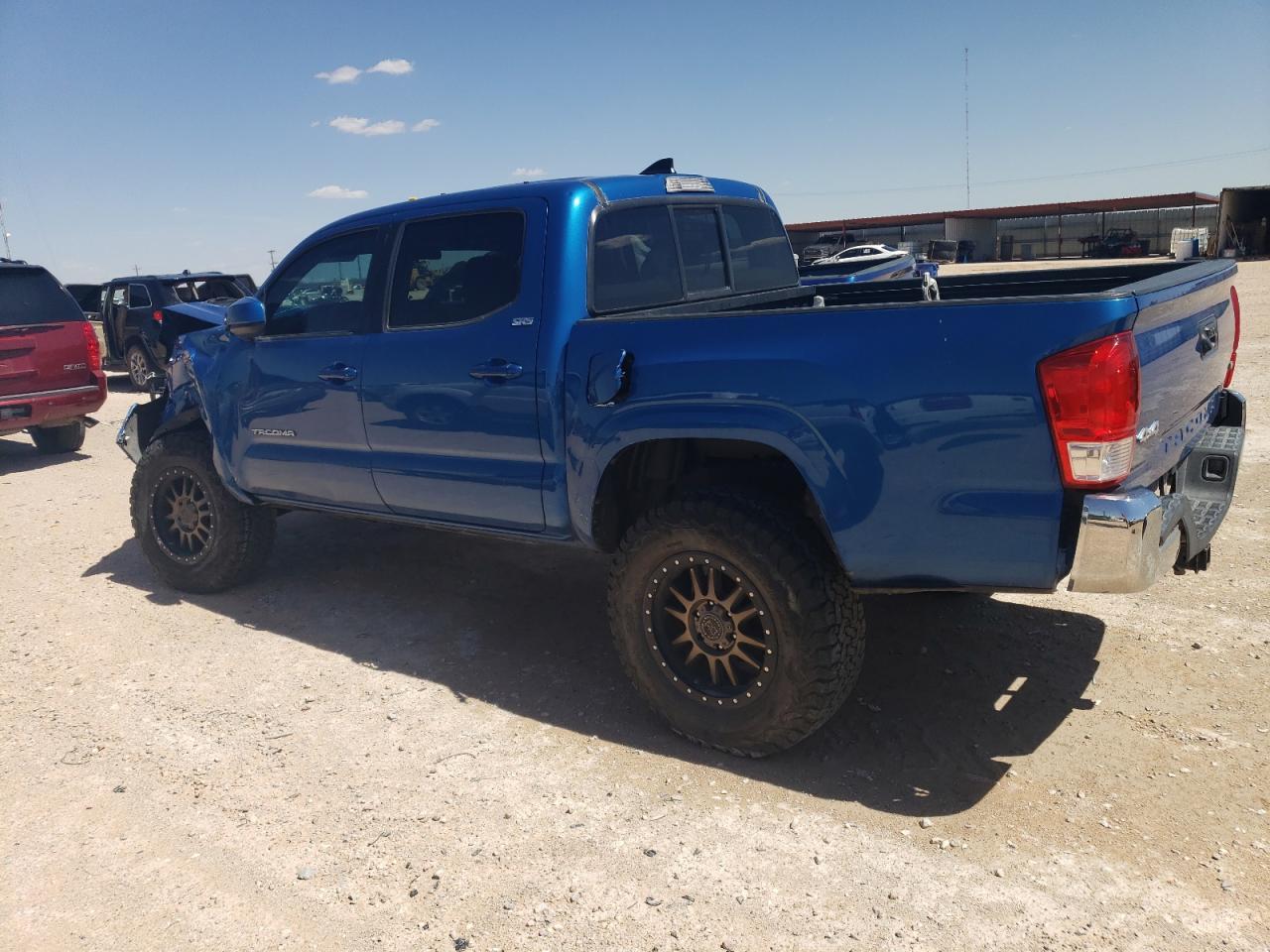 2016 Toyota Tacoma Double Cab - Фото 2