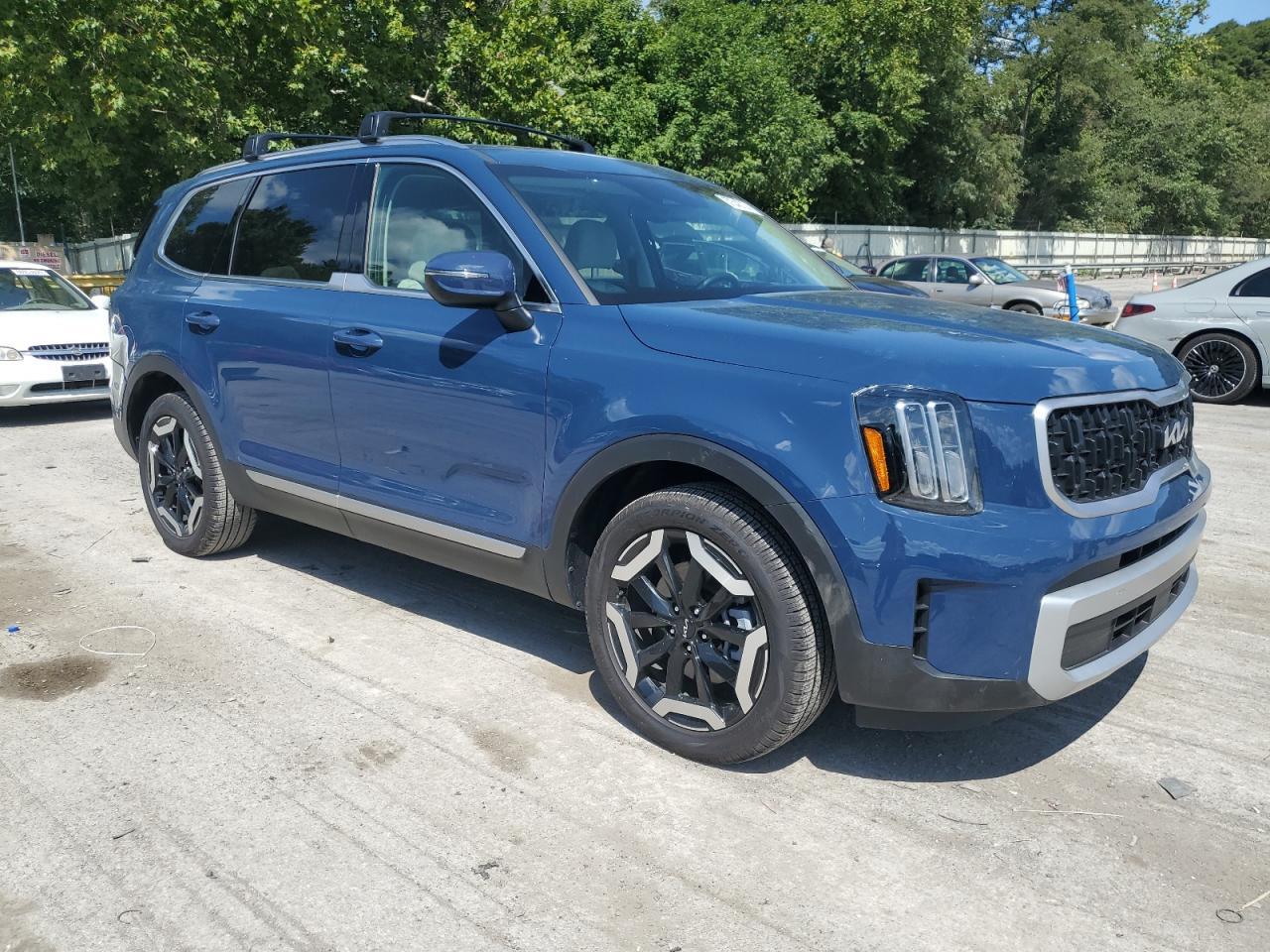 2024 Kia Telluride Ex - Image 4