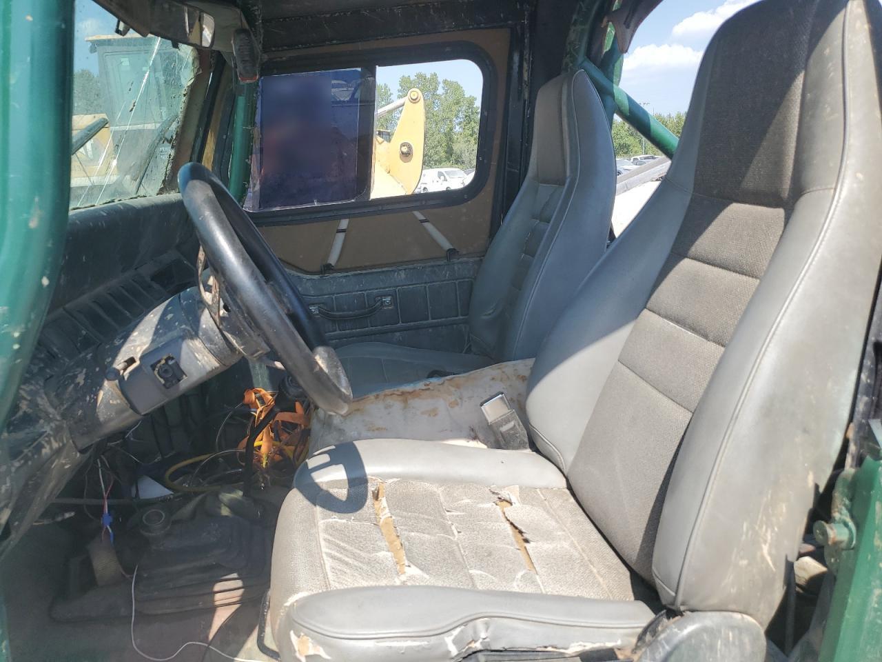 1995 Jeep Wrangler / Yj S - Image 7