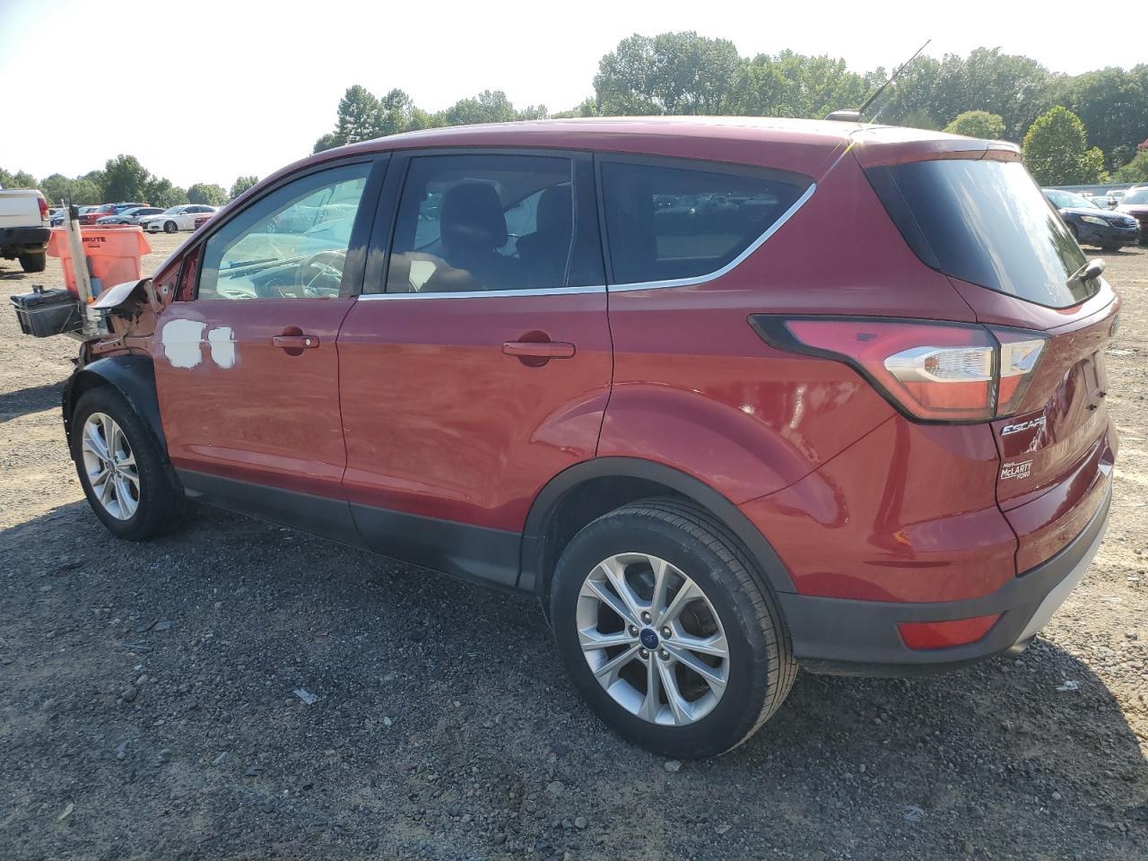 2017 Ford Escape Se - Фото 2
