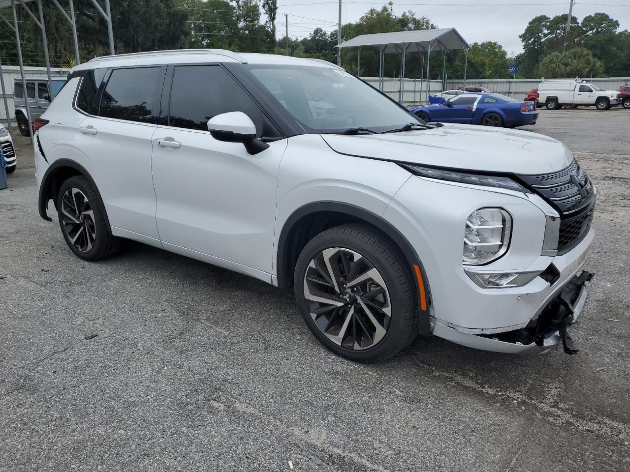 2022 Mitsubishi Outlander Sel - Фото 4