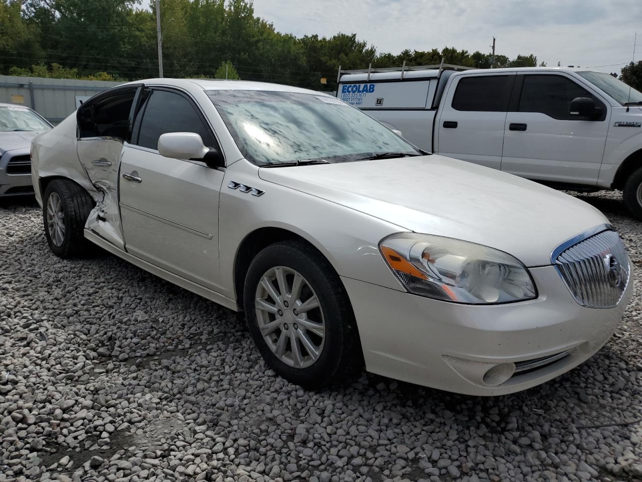 2010 Buick Lucerne Cxl - Image 4