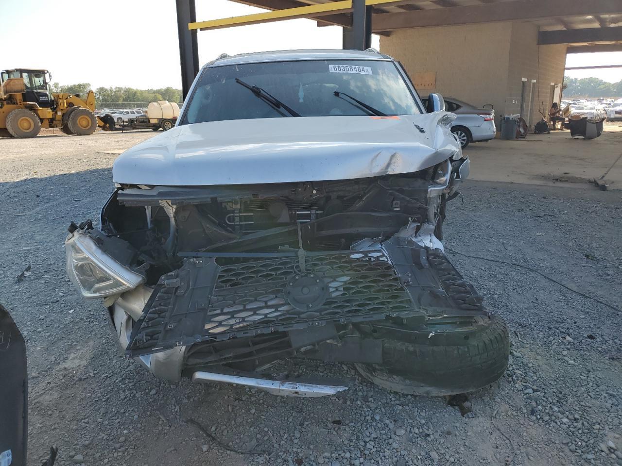 2018 Nissan Armada Sv - Image 5