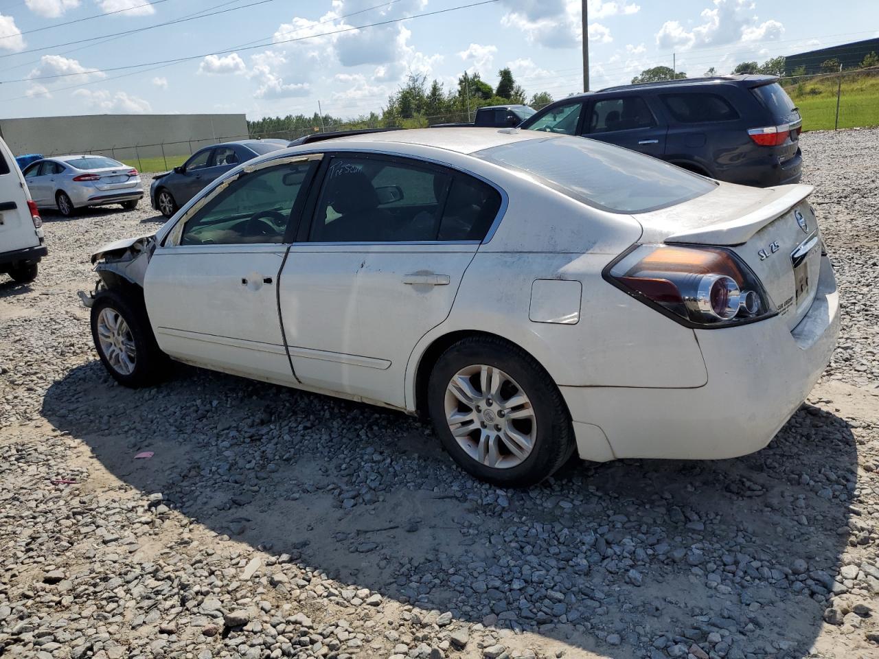 2010 Nissan Altima Base - Фото 2