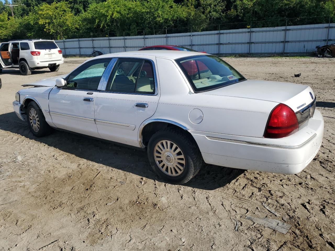 2006 Mercury Grand Marquis Ls - Image 2