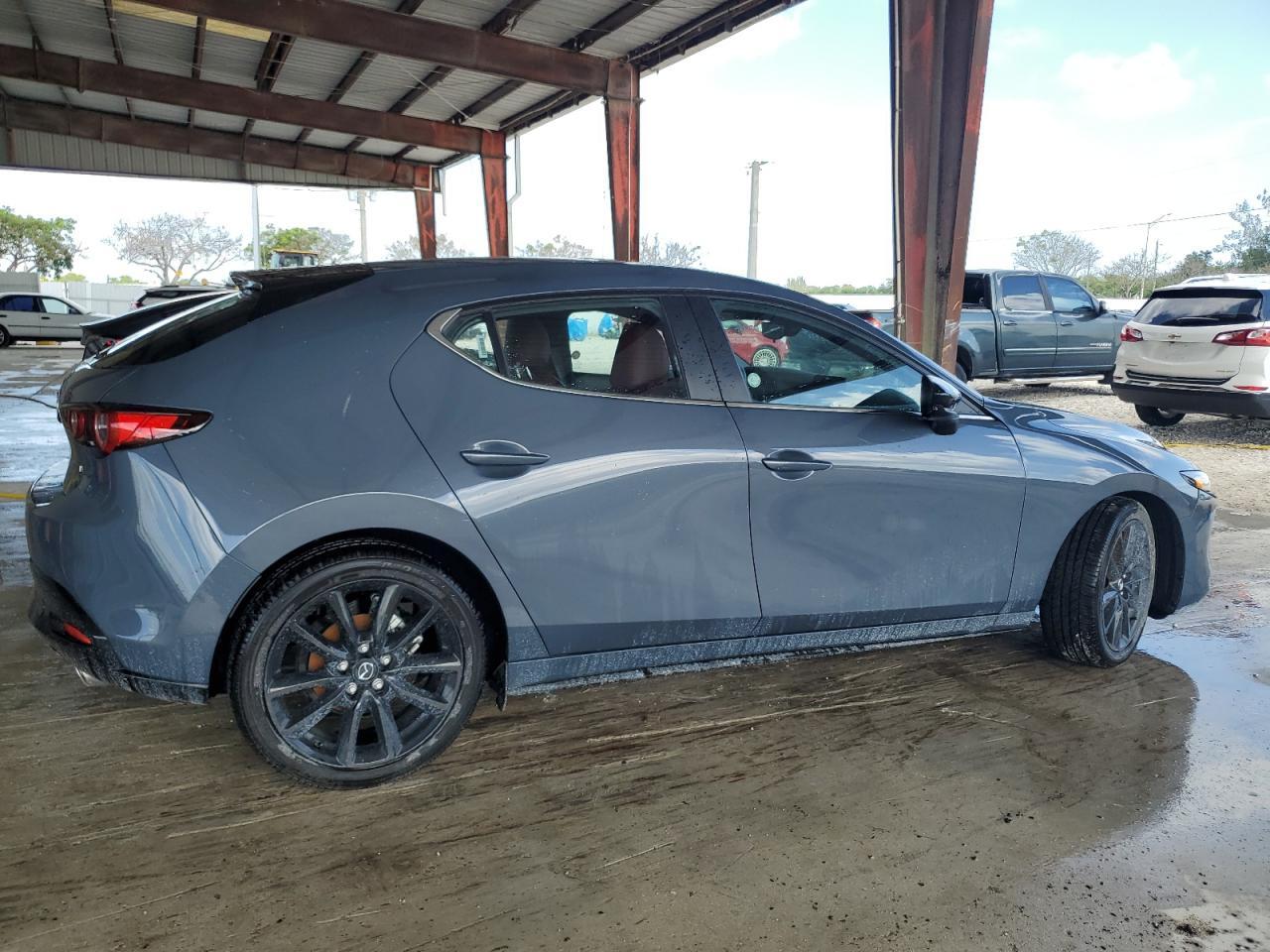 2024 Mazda 3 Preferred - Фото 3