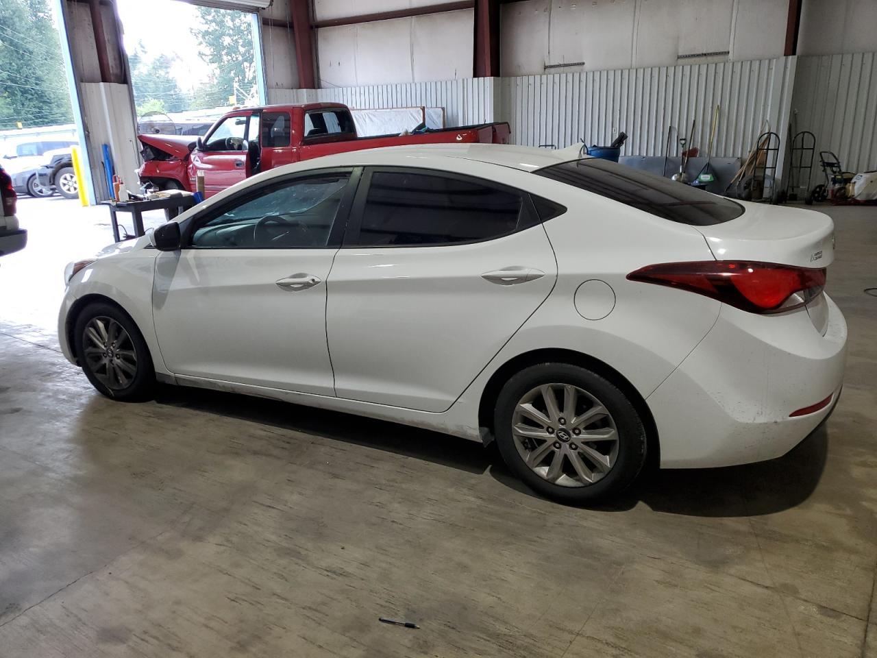 2015 Hyundai Elantra Se - Фото 2