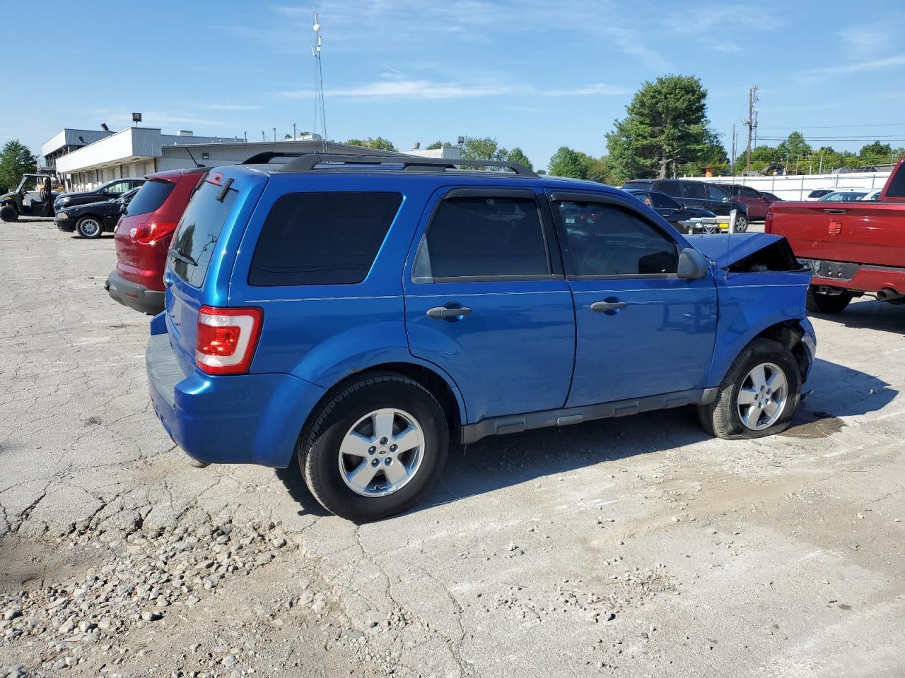 2011 Ford Escape Xlt - Image 3