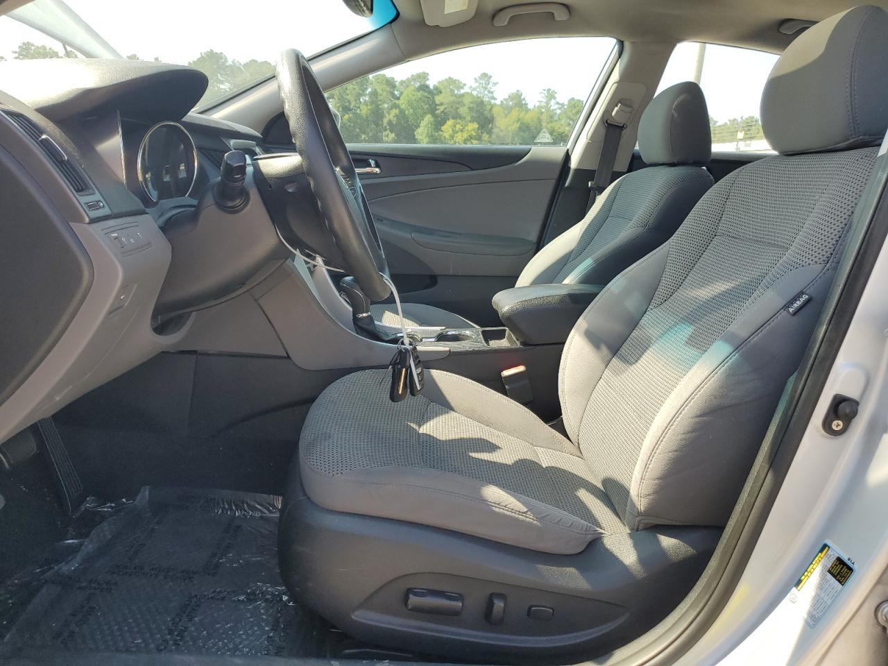 2011 Hyundai Sonata Gls - Image 7