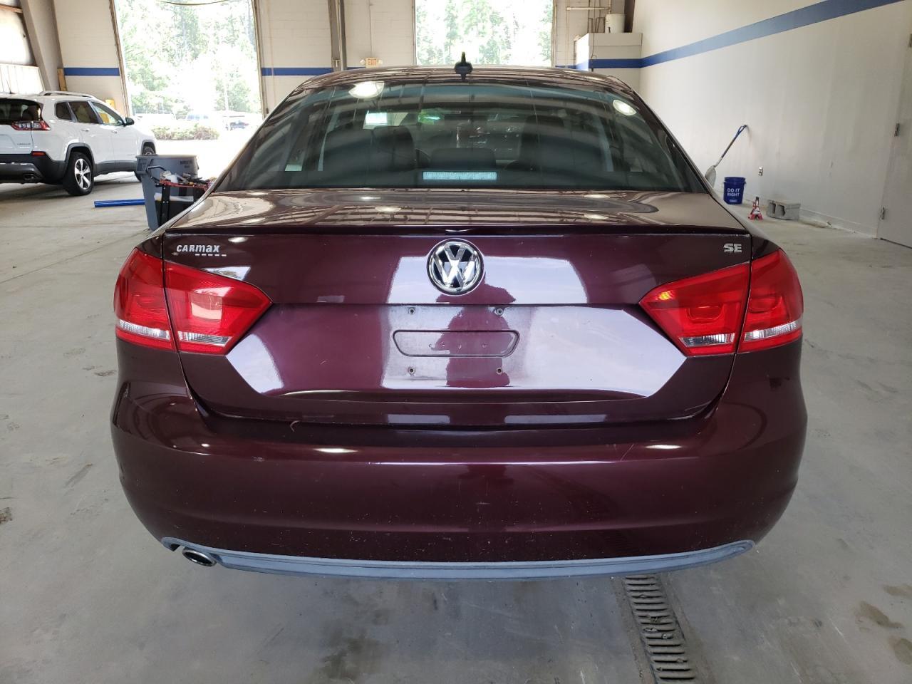 2013 Volkswagen Passat Se - Image 6