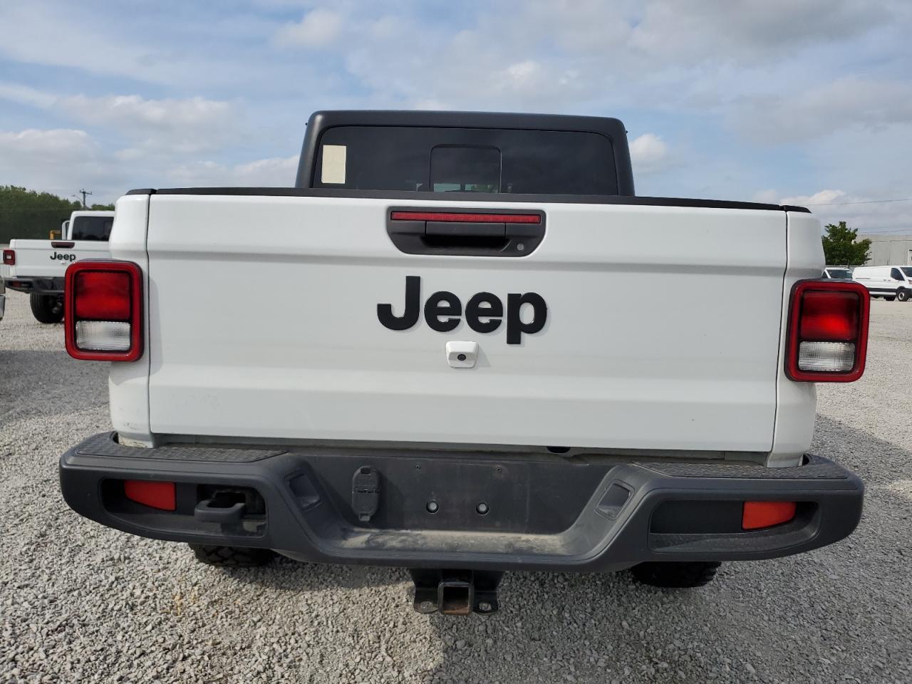 2021 Jeep Gladiator Sport - Фото 6