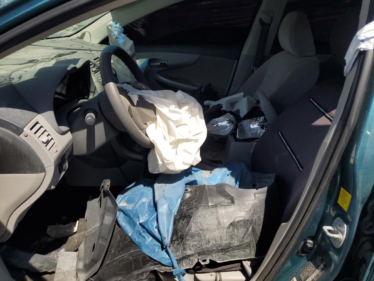 2010 Toyota Corolla - Фото 7