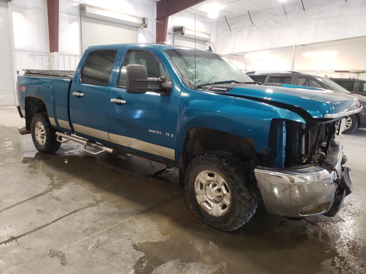 2008 Chevrolet Silverado K2500 Heavy Duty - Image 4
