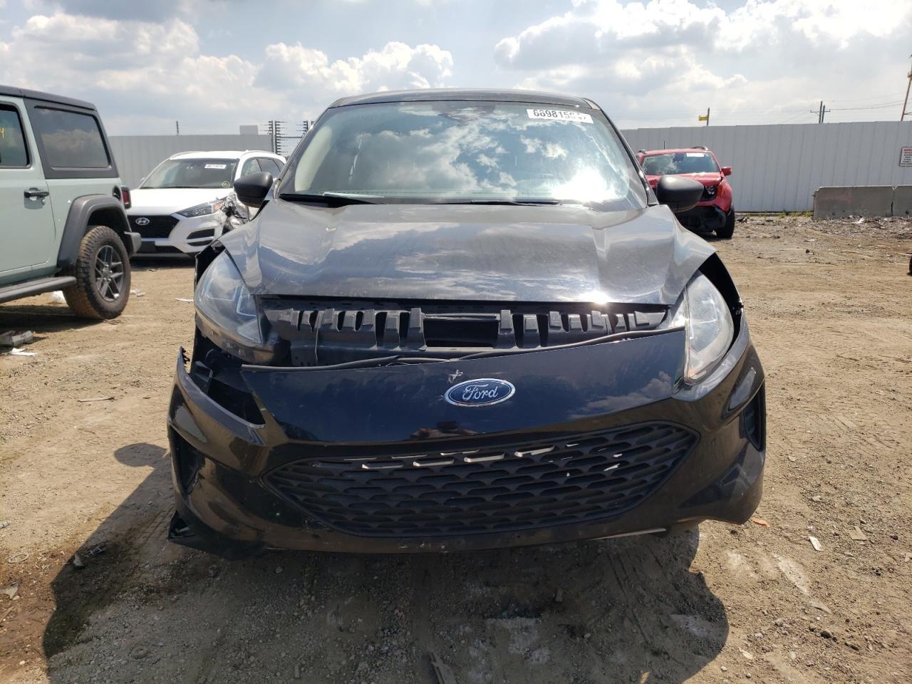 2020 Ford Escape S - Image 5