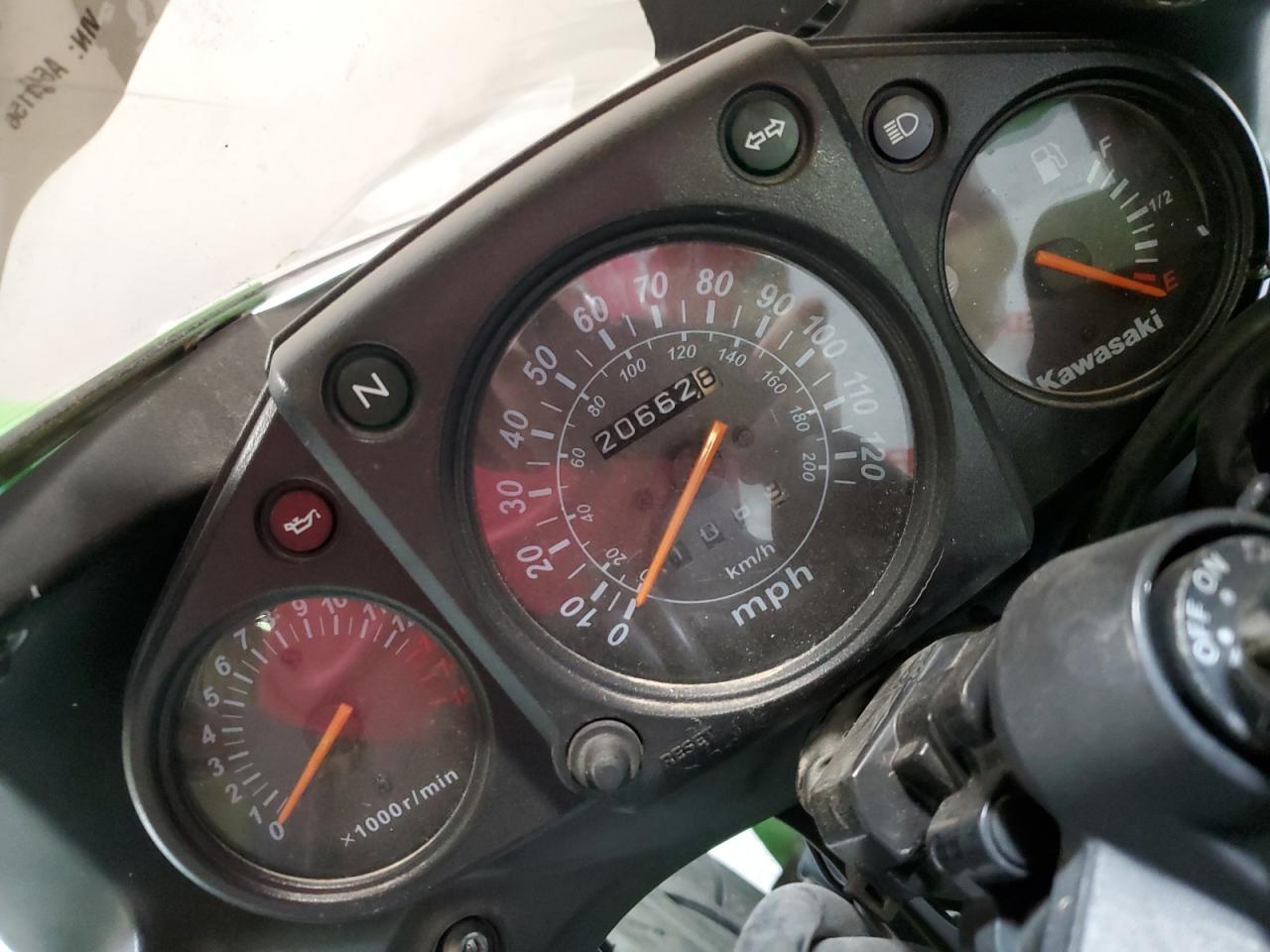 2010 Kawasaki Ex250 J - Фото 7