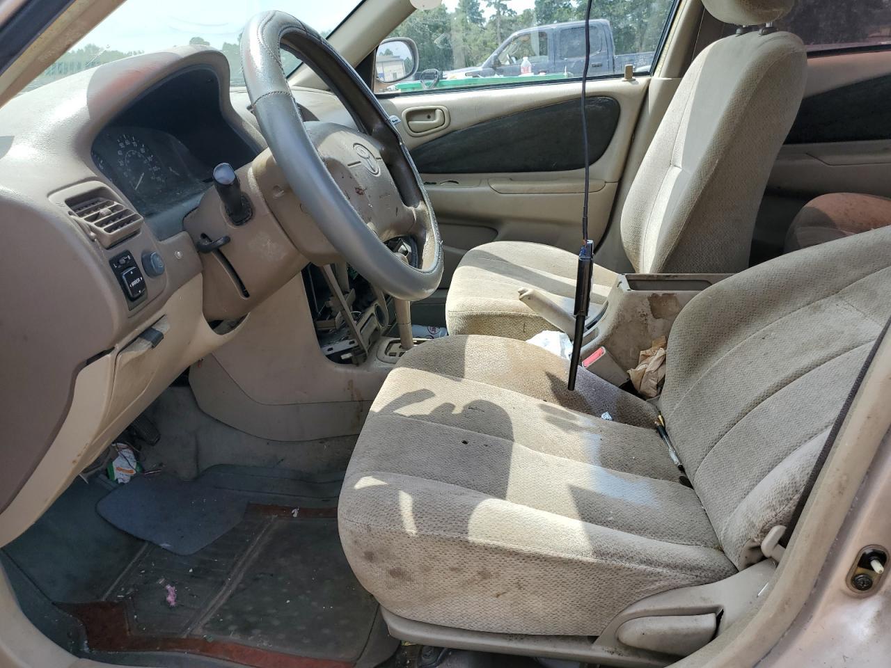 2001 Toyota Corolla Ce - Image 7