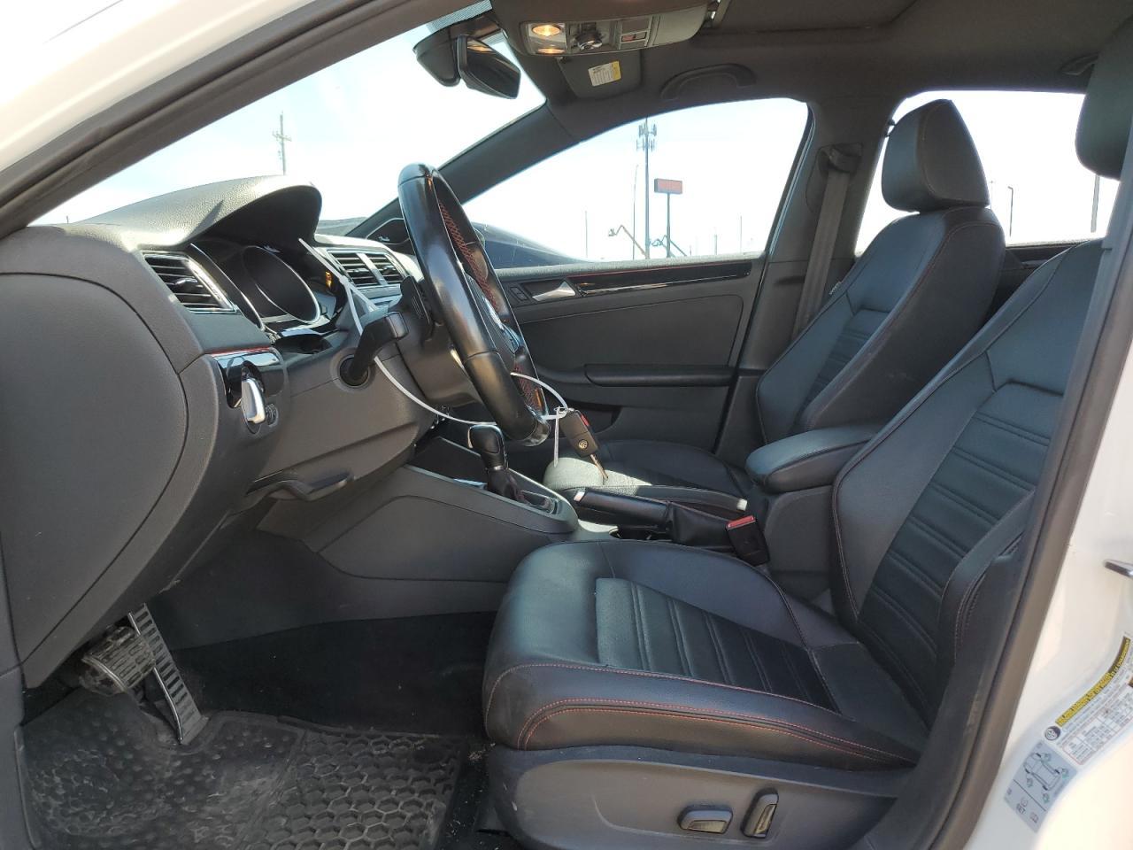 2017 Volkswagen Jetta Gli - Image 7