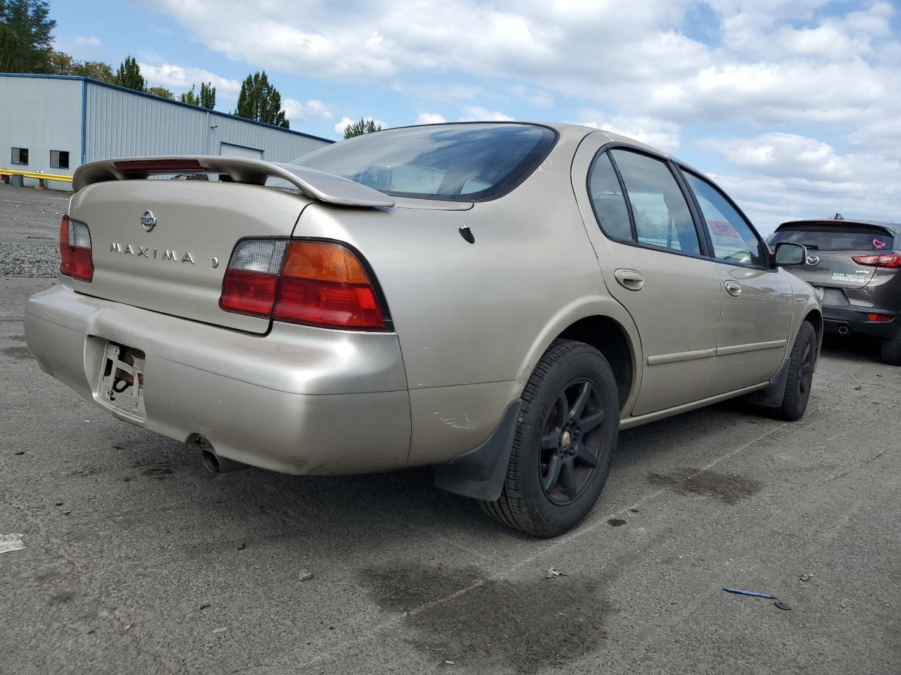 1996 Nissan Maxima Gle - Фото 3