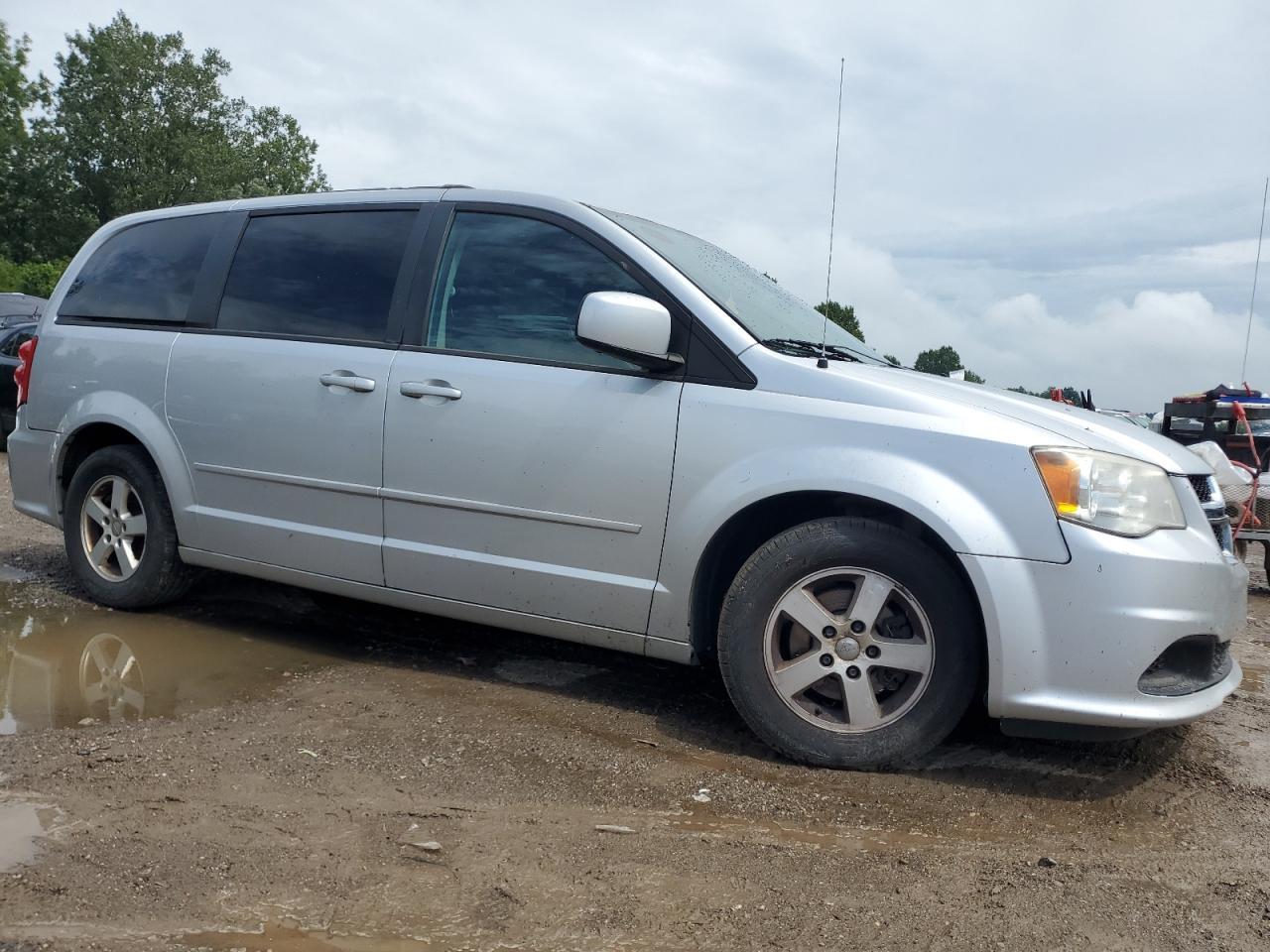2012 Dodge Grand Caravan Sxt - Фото 4
