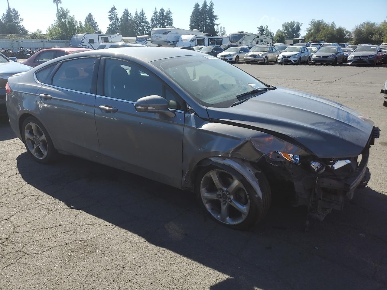 2013 Ford Fusion Se - Фото 4