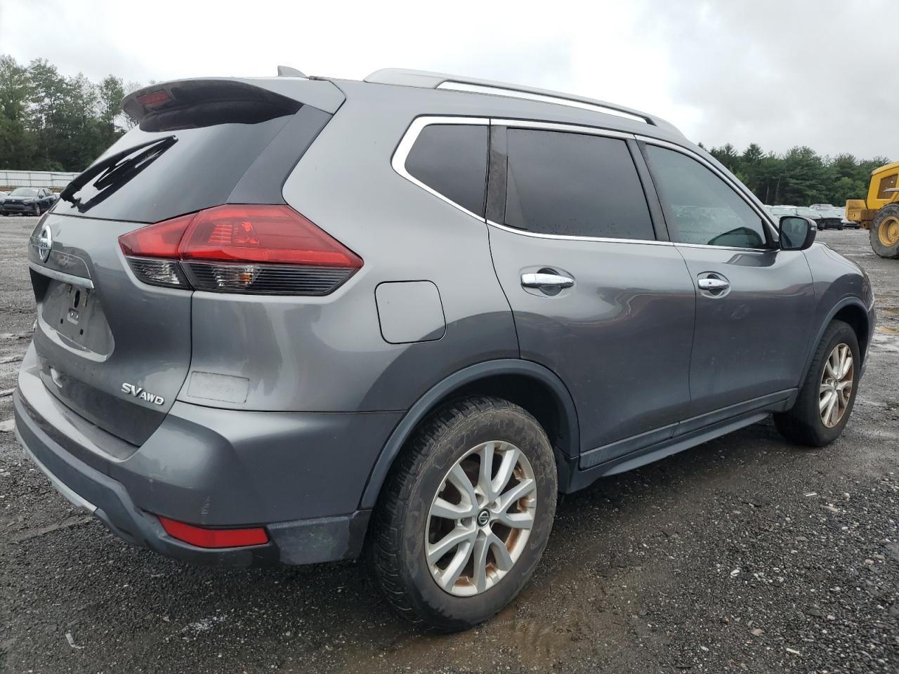 2018 Nissan Rogue S - Image 3