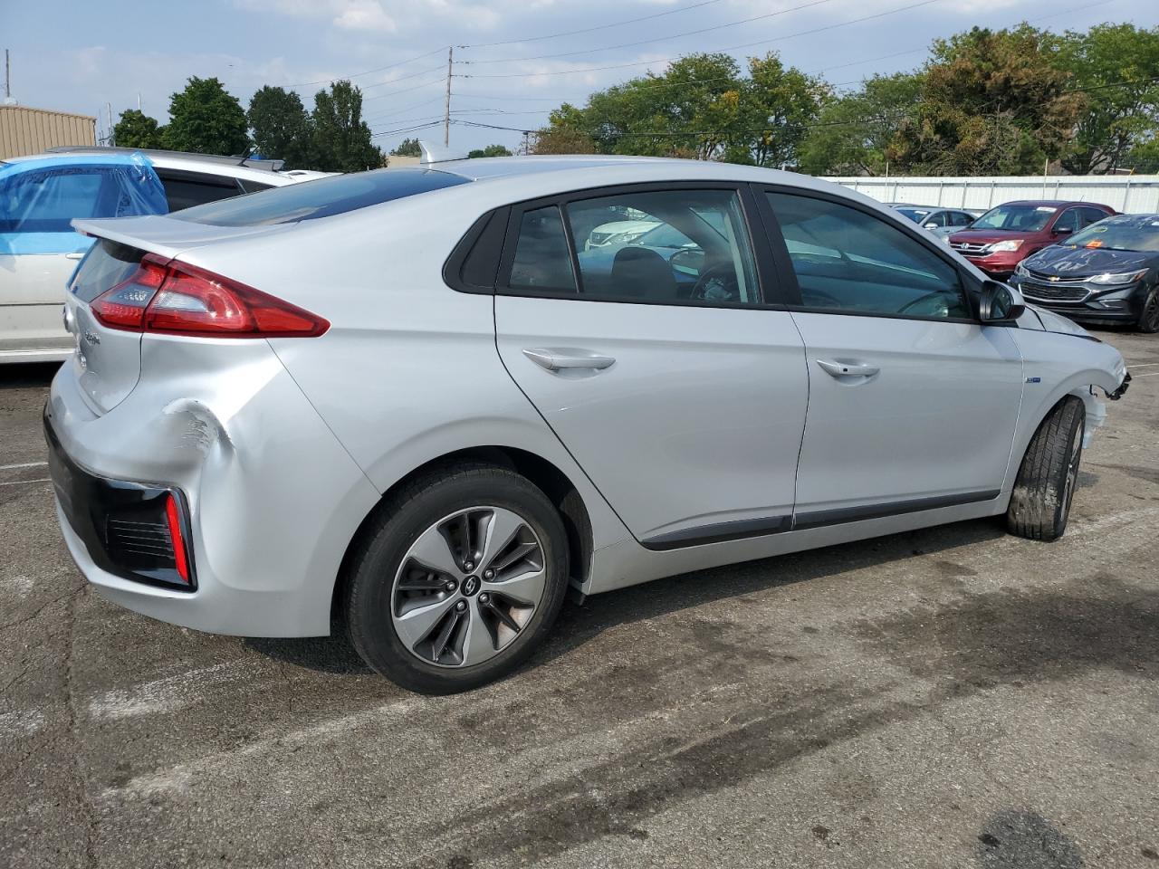 2019 Hyundai Ioniq - Image 3