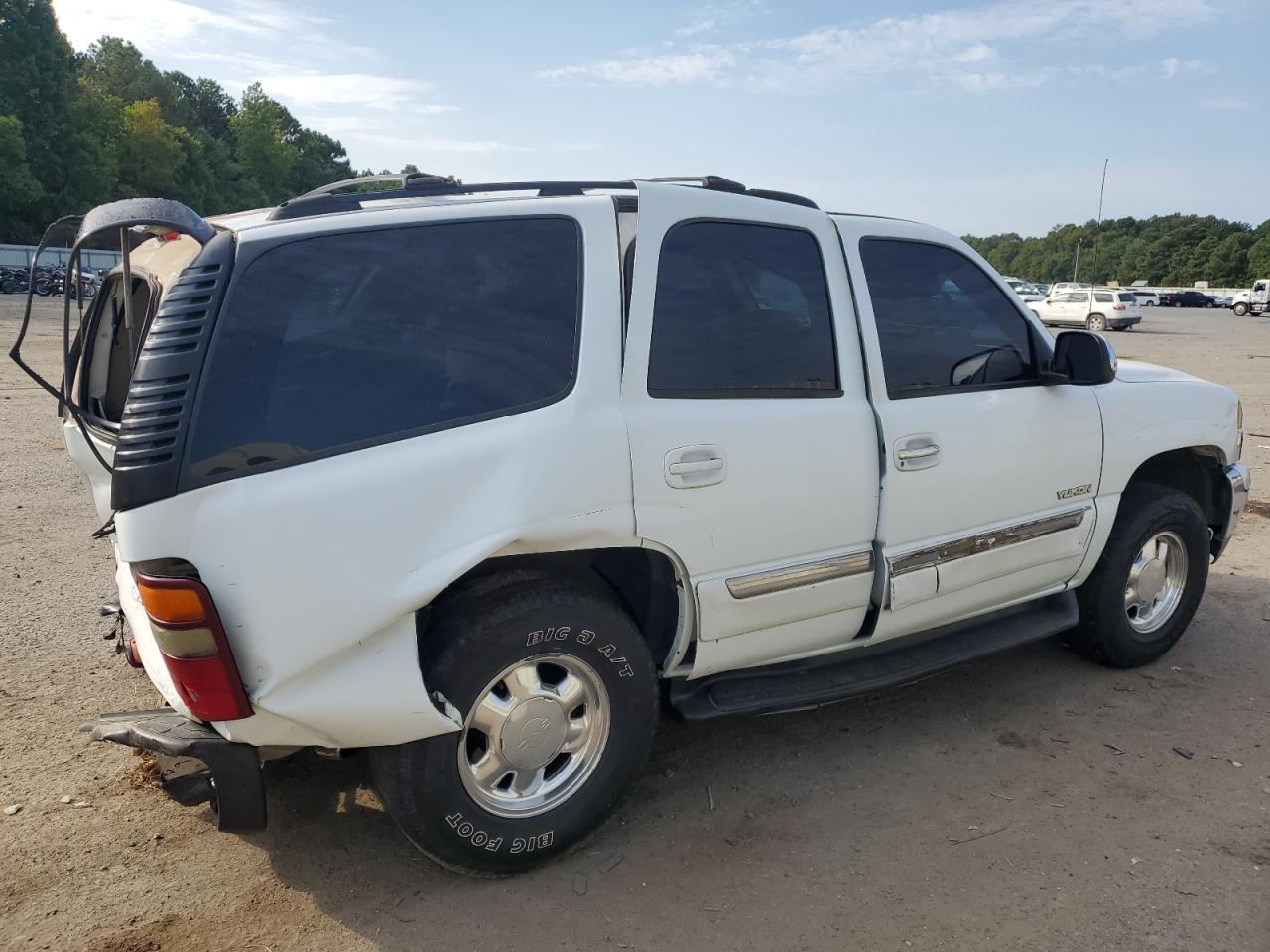 2003 GMC Yukon - Фото 3