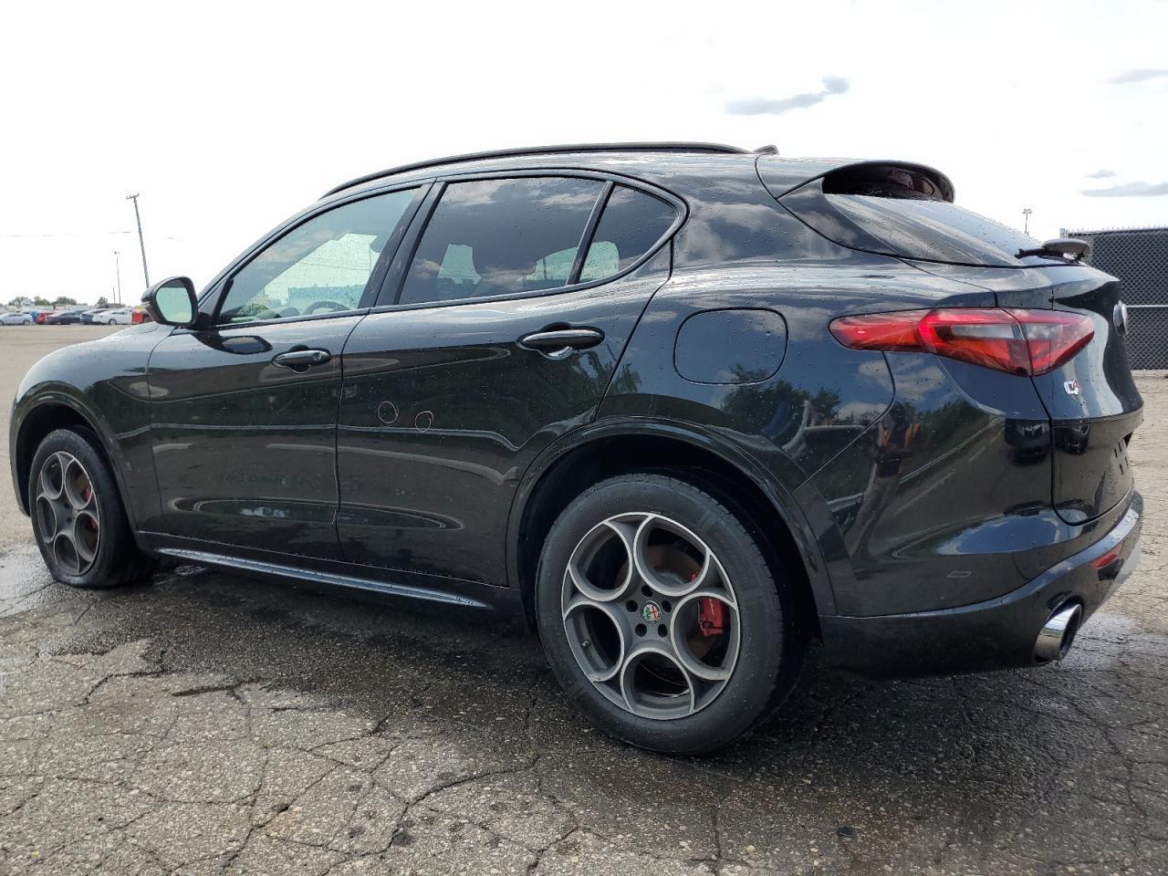 2020 Alfa Romeo Stelvio - Image 2