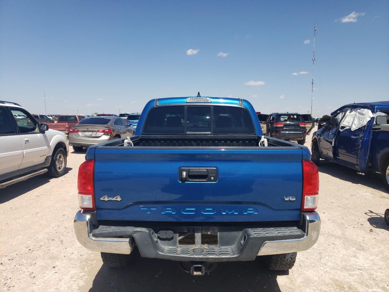 2016 Toyota Tacoma Double Cab - Фото 6