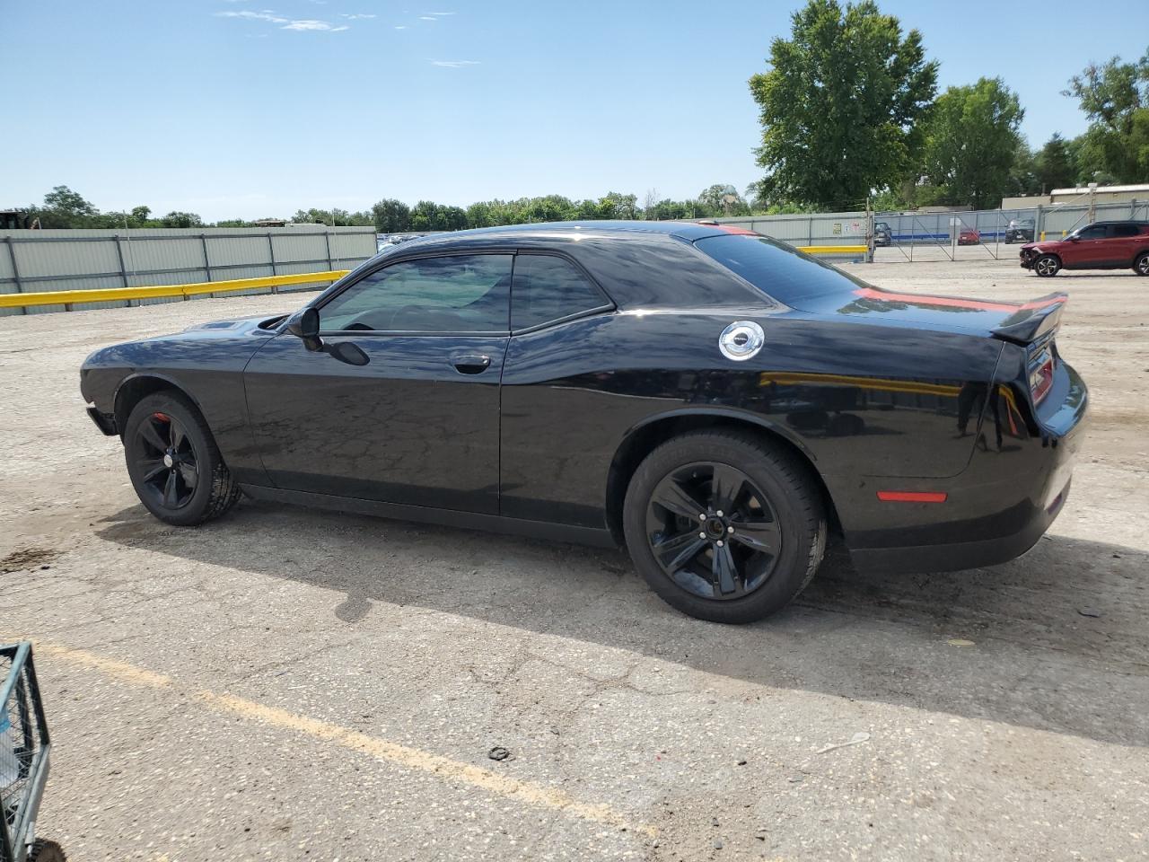 2020 Dodge Challenger Sxt - Фото 2