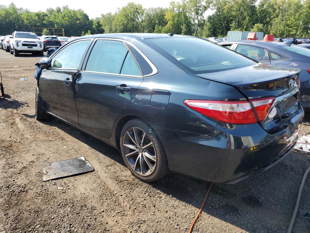 2017 Toyota Camry Le - Image 2