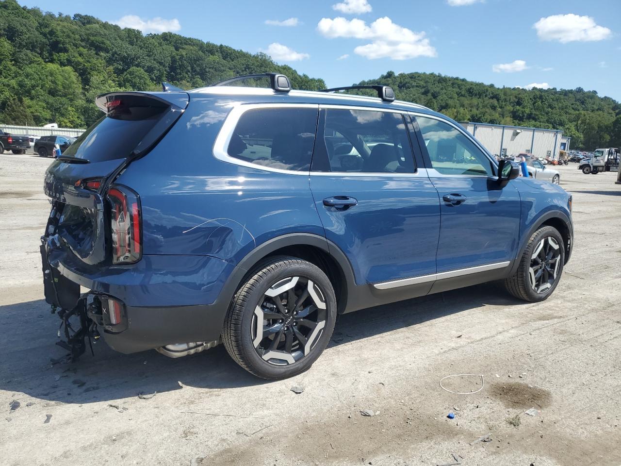 2024 Kia Telluride Ex - Image 3