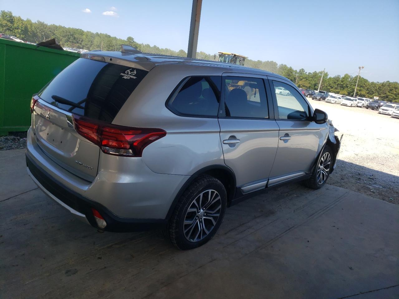 2018 Mitsubishi Outlander Se - Фото 3