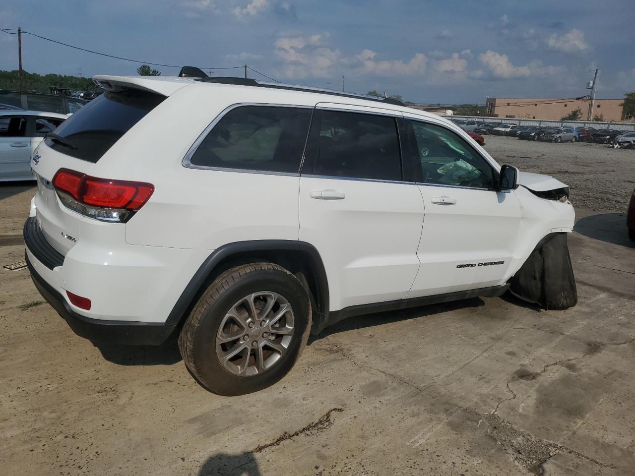 2021 Jeep Grand Cherokee Laredo - Фото 3