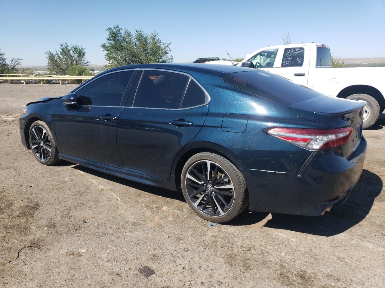 2018 Toyota Camry Xse - Фото 2