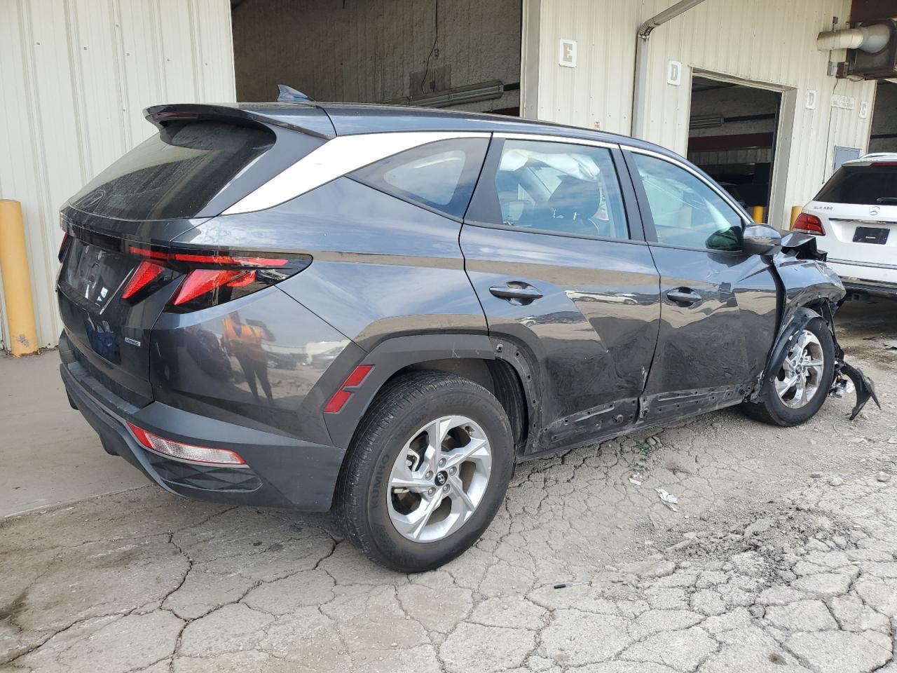 2023 Hyundai Tucson Se - Image 3