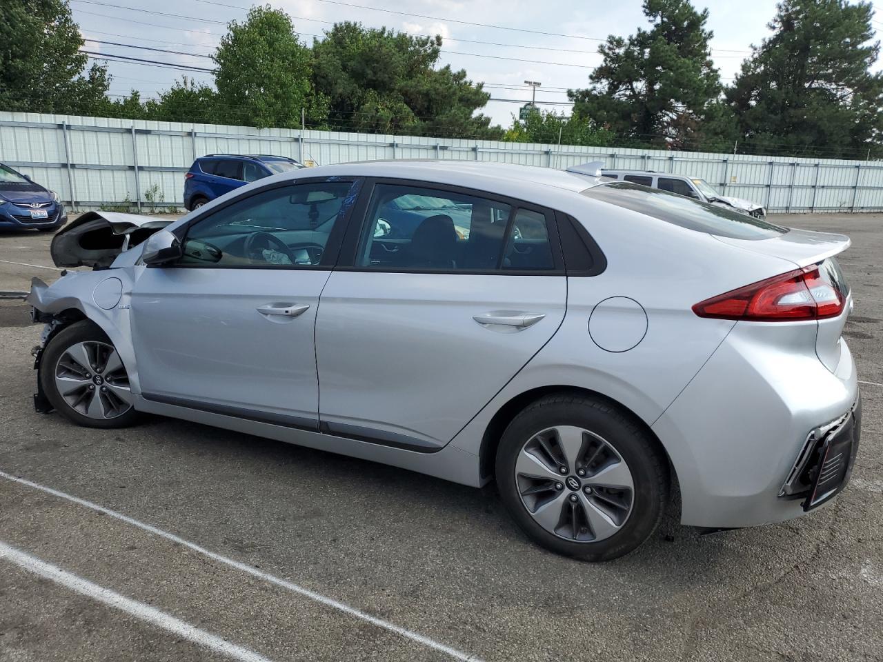 2019 Hyundai Ioniq - Image 2