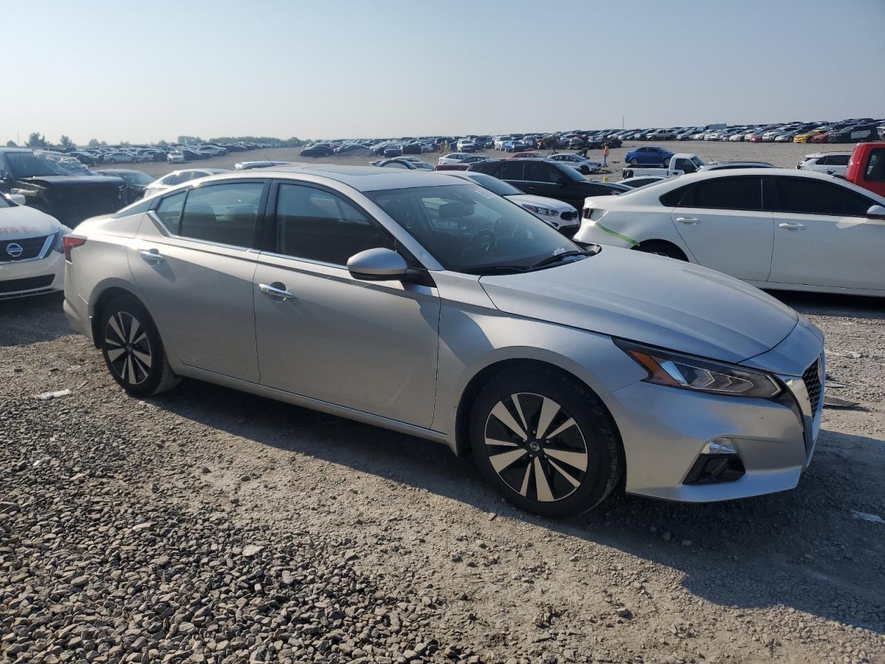 2019 Nissan Altima Sv - Image 4