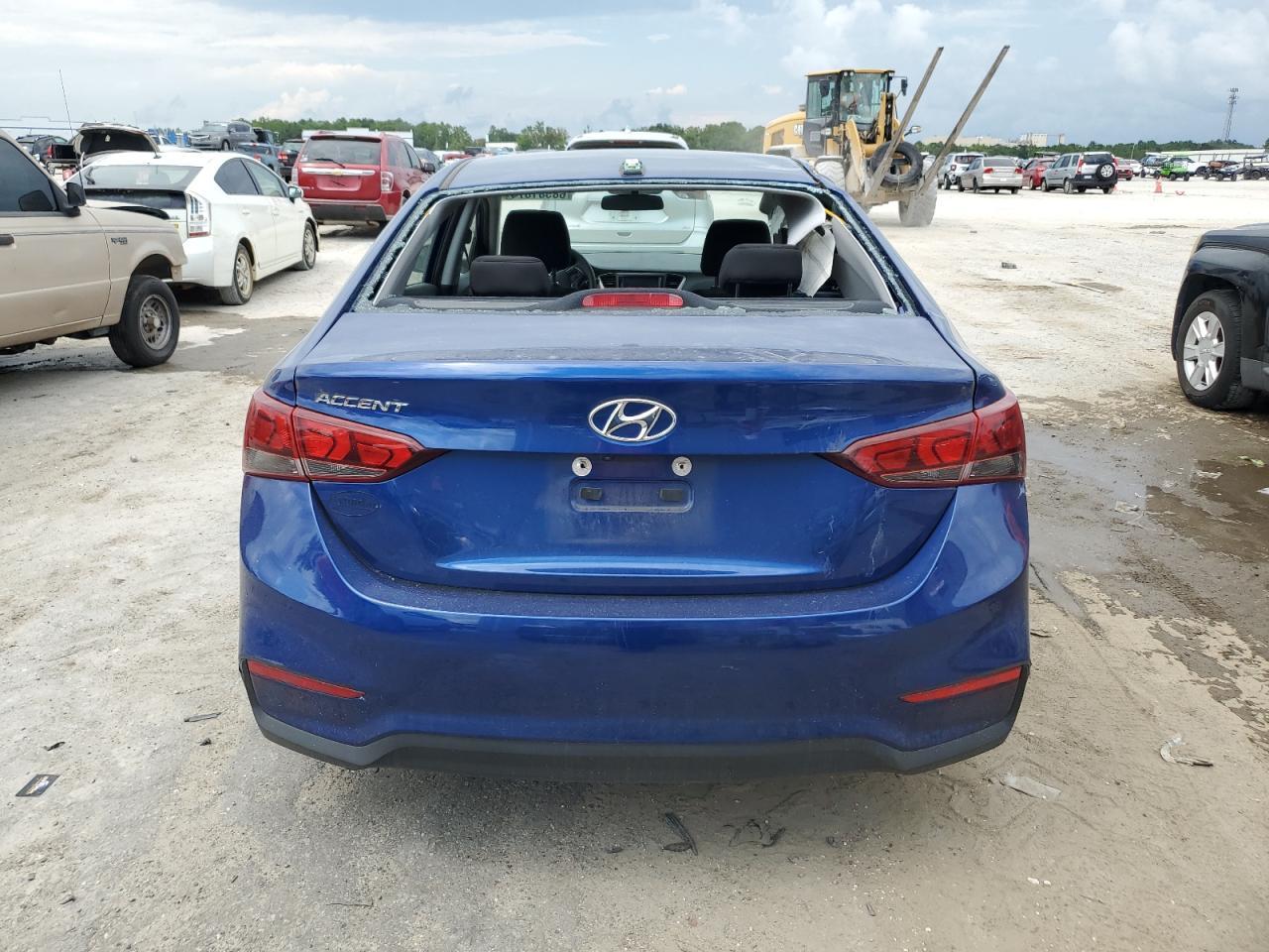 2020 Hyundai Accent Se - Фото 6