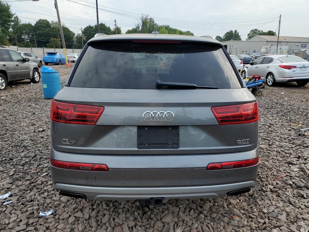 2017 Audi Q7 Premium Plus - Image 6