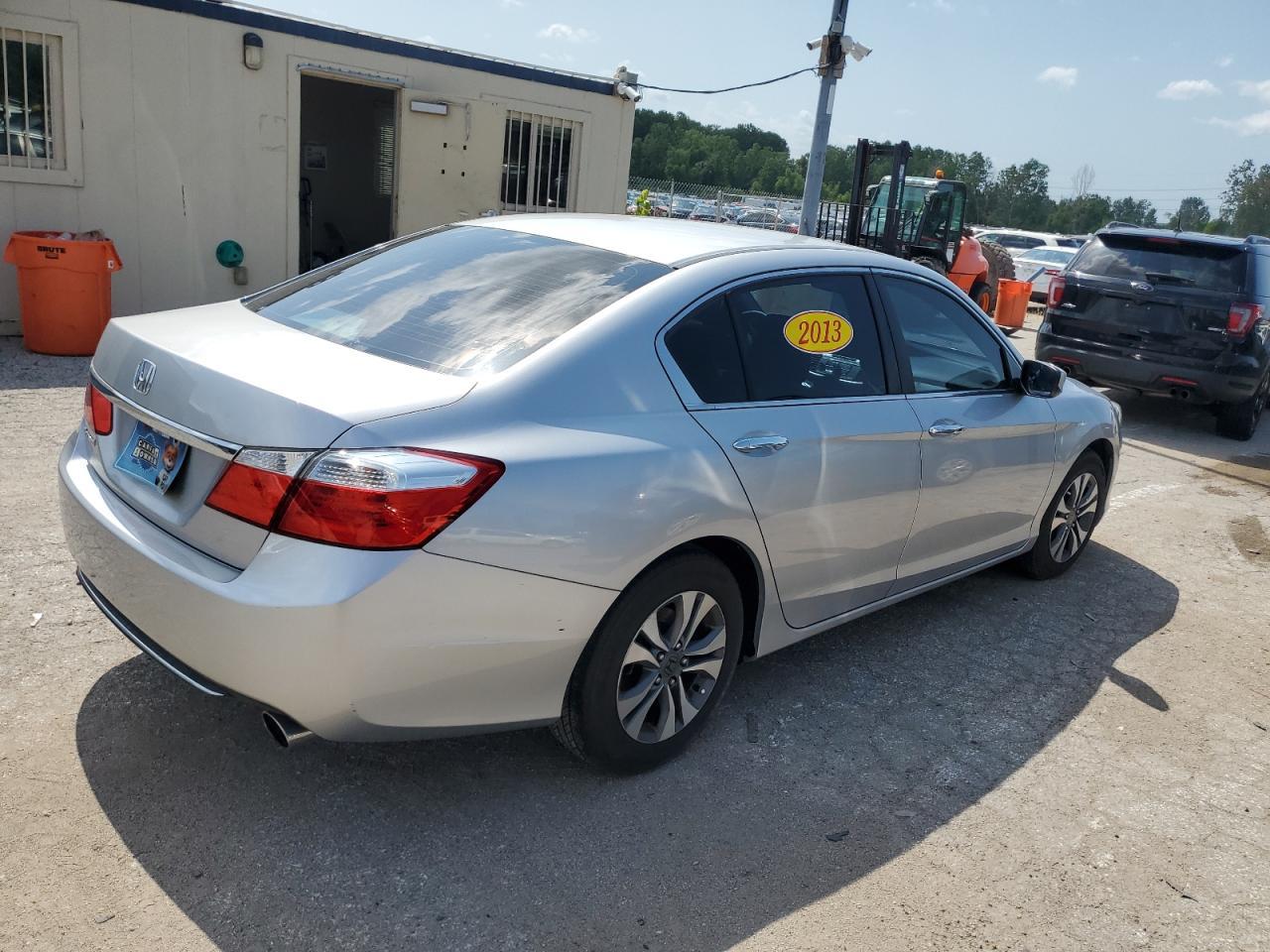 2013 Honda Accord Lx - Фото 3