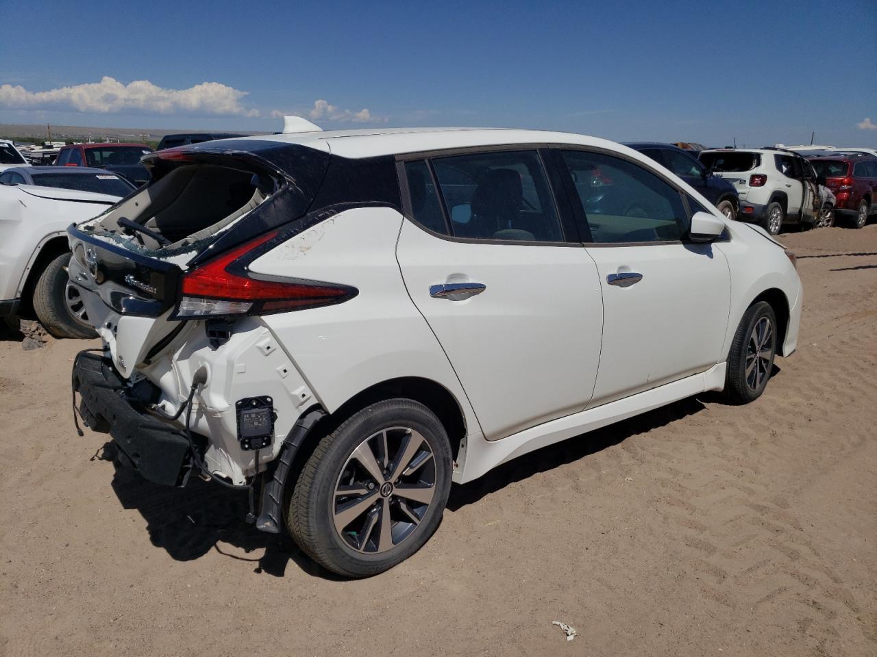 2022 Nissan Leaf S Plus - Image 3