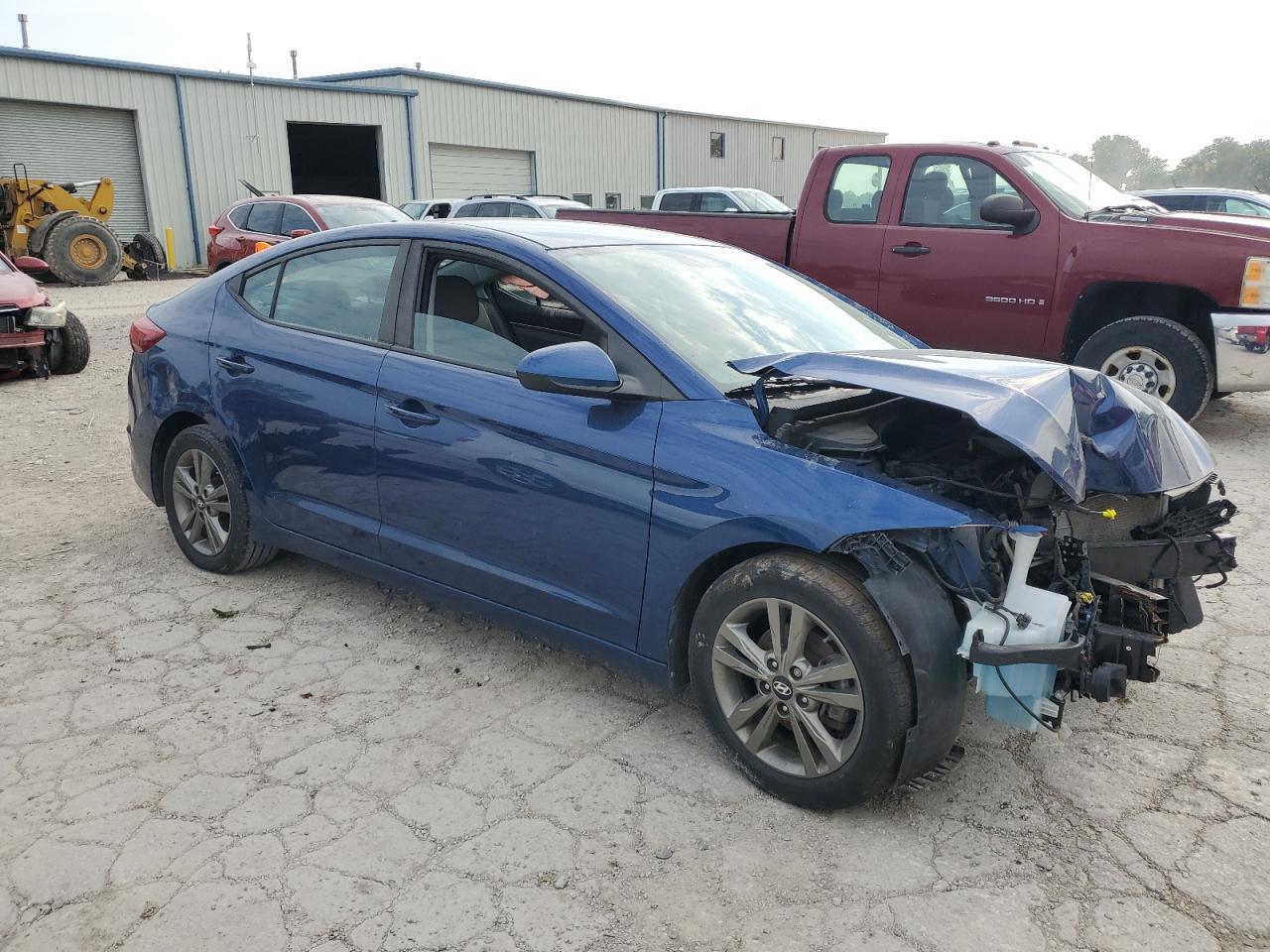2018 Hyundai Elantra Sel - Фото 4
